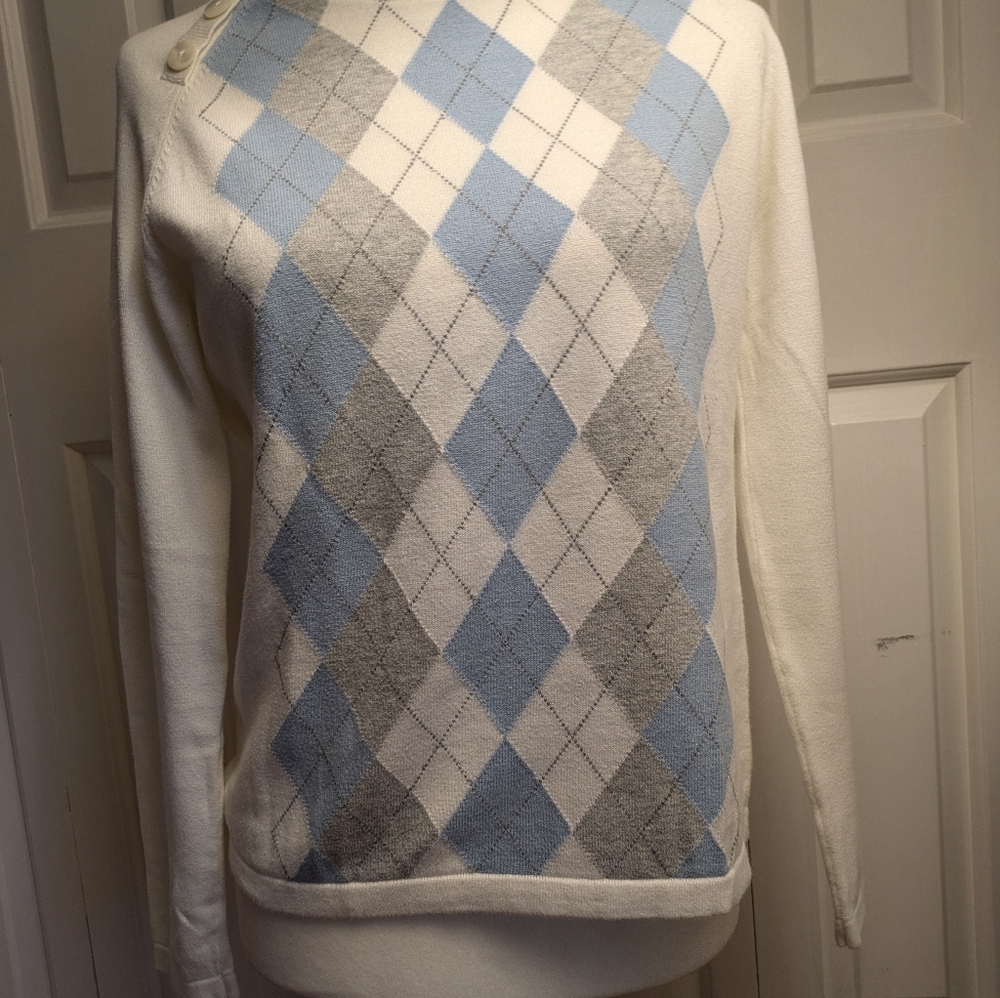 IZOD sweater - medium